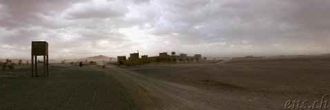  Erg Chebbi : nach dem Sandsturm (Breitbild, 2 Fotos) 