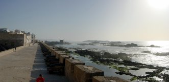  Das Hafengebiet von Essaouira (Breitbild, 2 Fotos) 