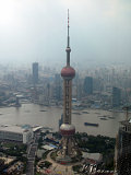 Oriental Pearl Tower vom 88. Stock des Jin Mao Tower