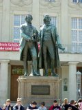  Goethe und Schiller-Denkmal 