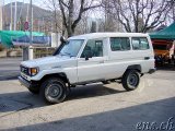  TOYOTA HZJ78 - Buschtaxi 