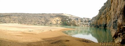  Der See am Talende des Guelta de Matmata (Breitformat, 2 Bilder) 