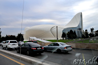 Das Heydar Aliyev Center der Stararchitektin Zaha Hadid (1950 - 2016)