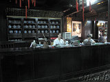 Hangzhou : Alte Einkaufsstrasse mit Apotheke