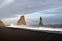 Reynisdrangar @ Reynisfjara-Beach