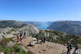 Preikestolen : Blick über den Lysefjord Richtung Lisebotn (Kjerag-Bolten)