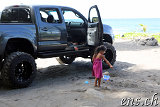 Waipio-Beach